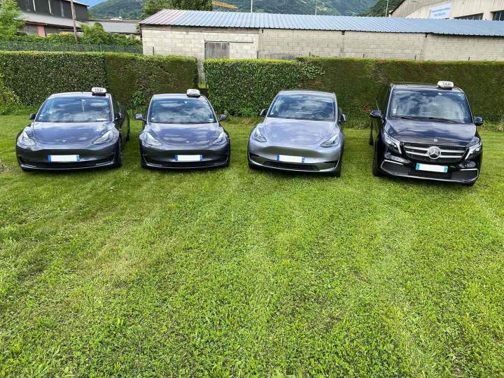 Flotte véhicules taxi Moutiers